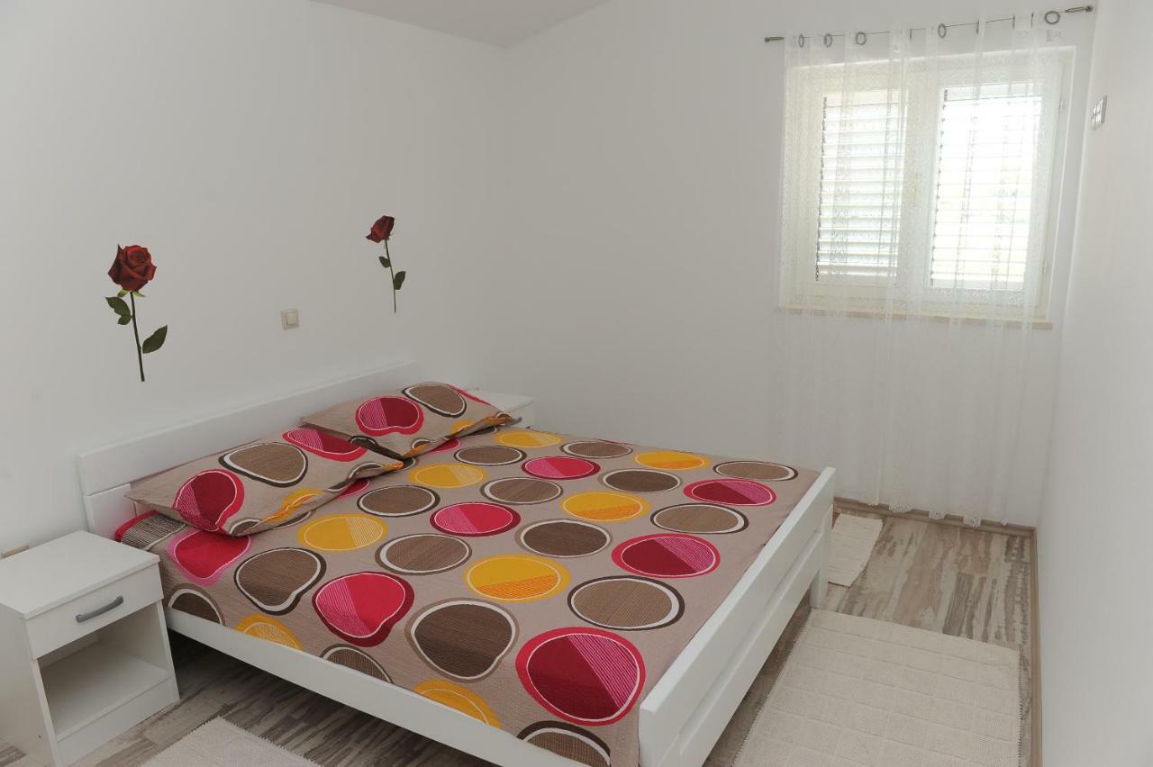 Apartments Neda Ploce  Bagian luar foto
