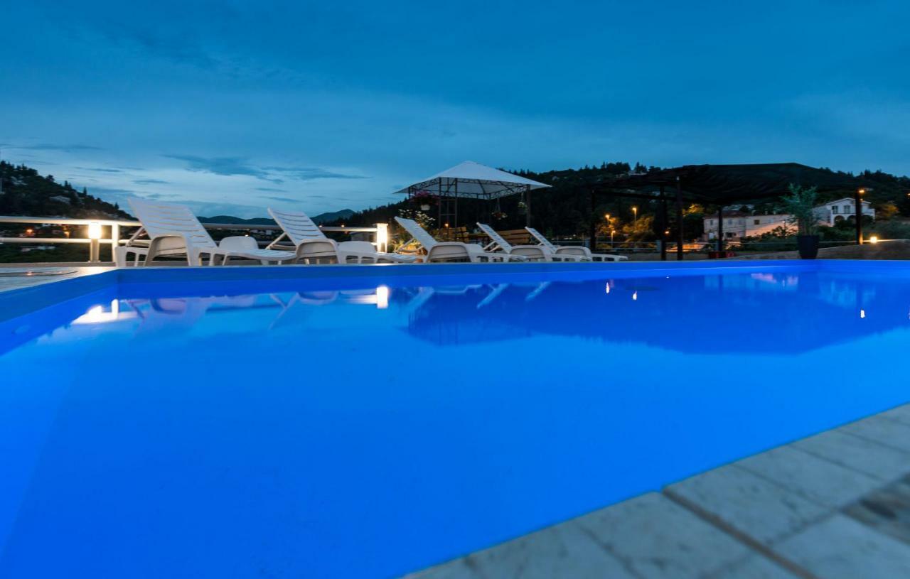 Apartments Neda Ploce  Bagian luar foto