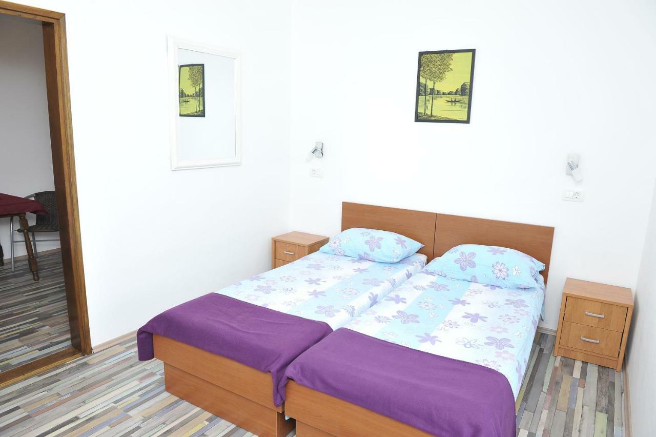 Apartments Neda Ploce  Bagian luar foto